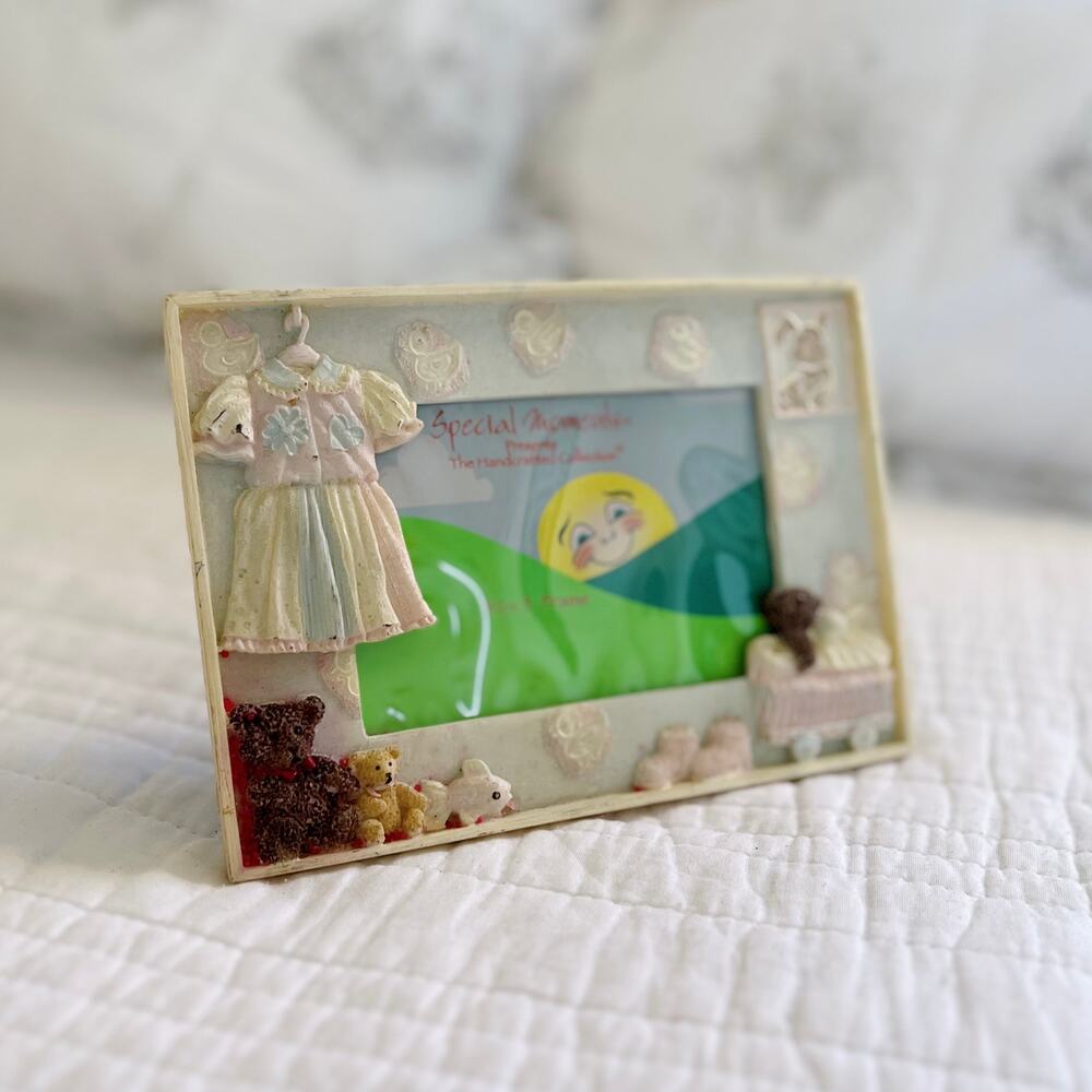 Vintage 3D Picture Frame Toddler Girl Photo 3.5 x 5